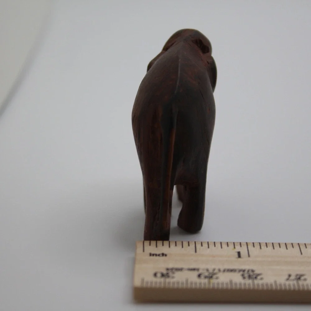 Hand Carved Wooden Elephant Figurine‎ Small Animal Statue Home Decor Shelf
